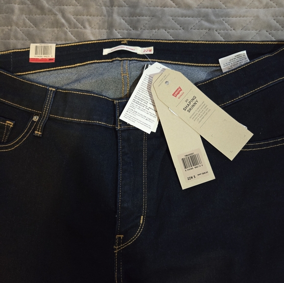 Jean - Picture 3 of 3